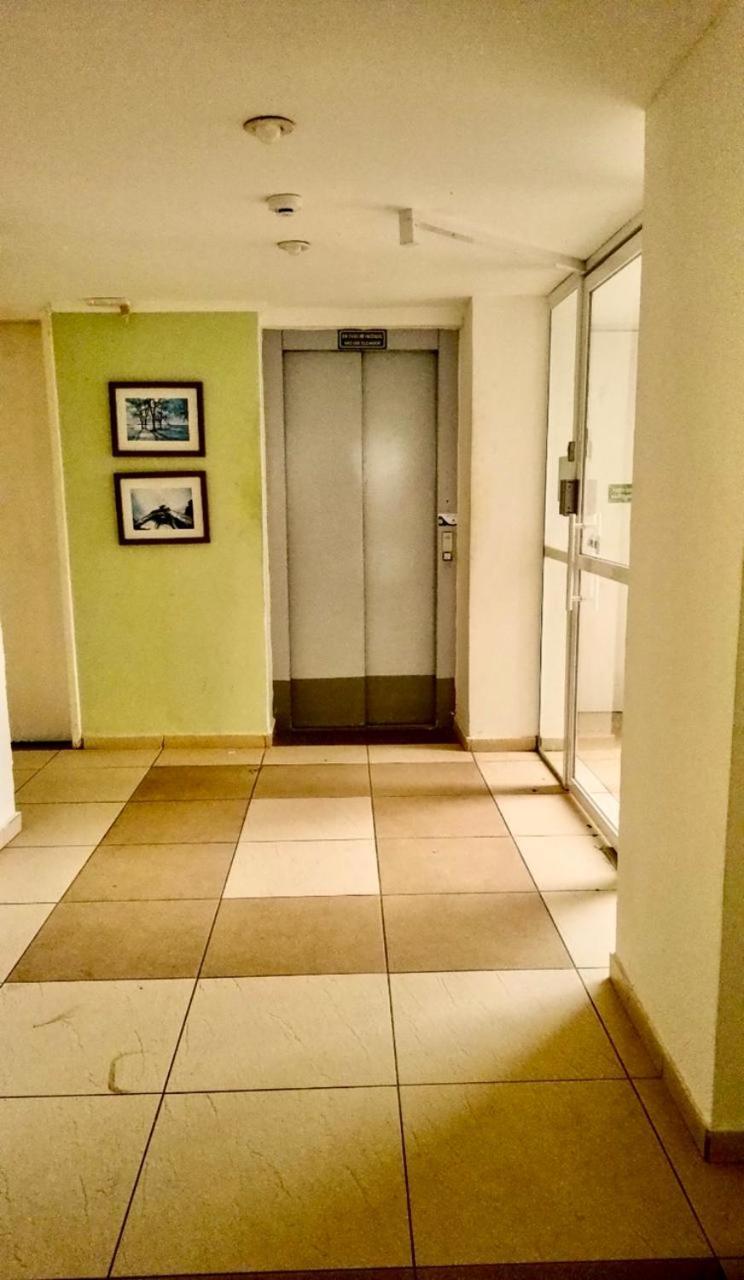 Apartamento Studio Em Predio De Frente Ao Mar Massaguacu Caraguatatuba Luaran gambar